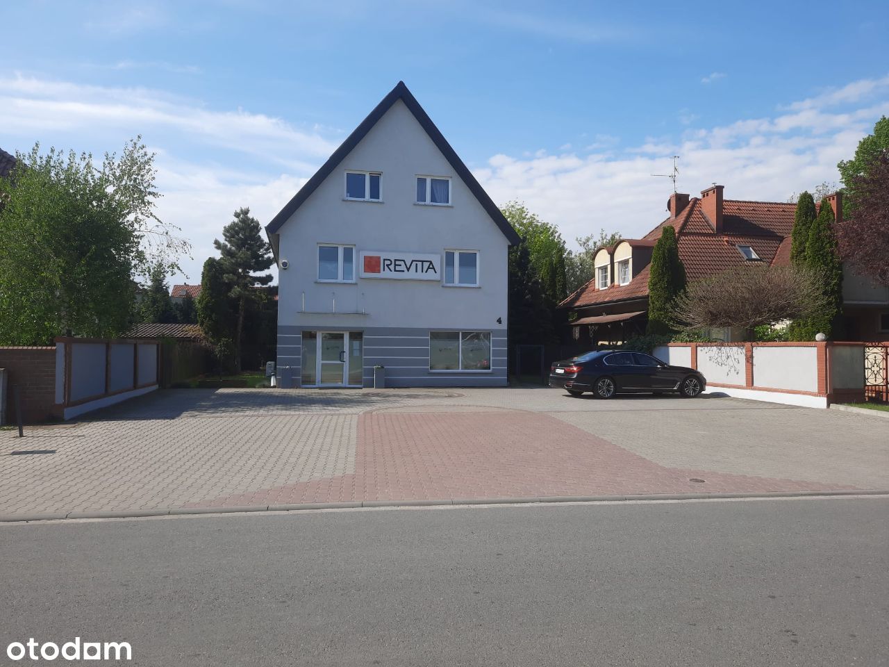 Wynajmę lokal 240 m2 na przychodnię