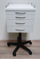 Sprzedam asystor stomatologiczny