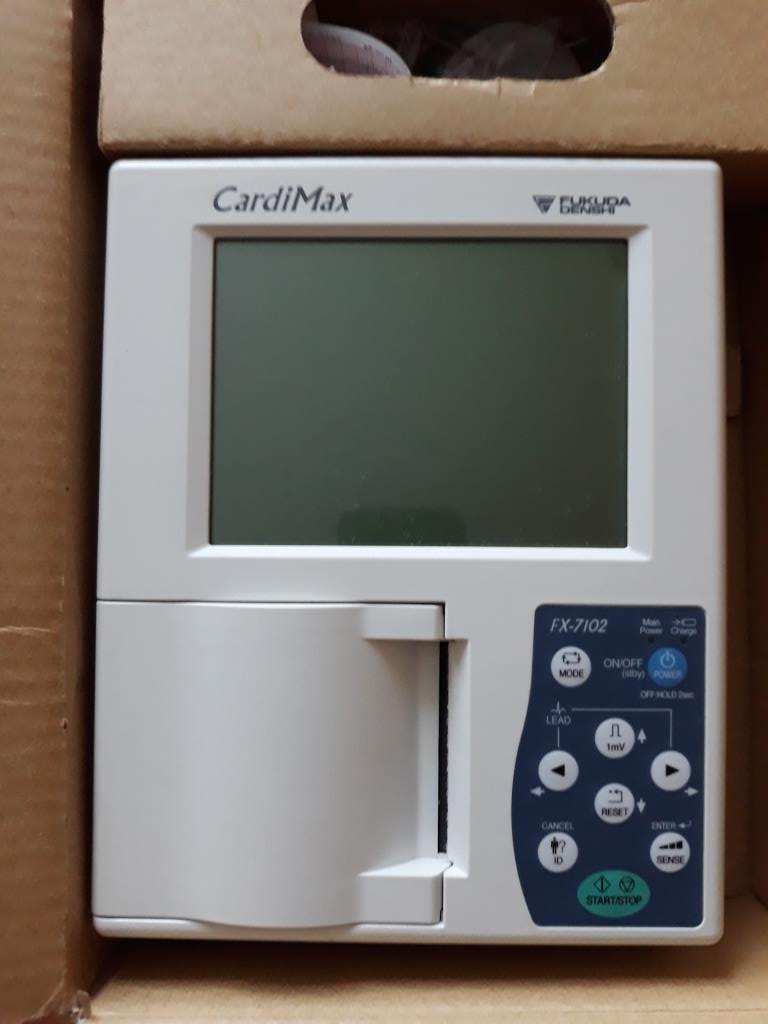 EKG FUKUDA DENSHI CardiMax FCP-7102 Japan - stan idealny!